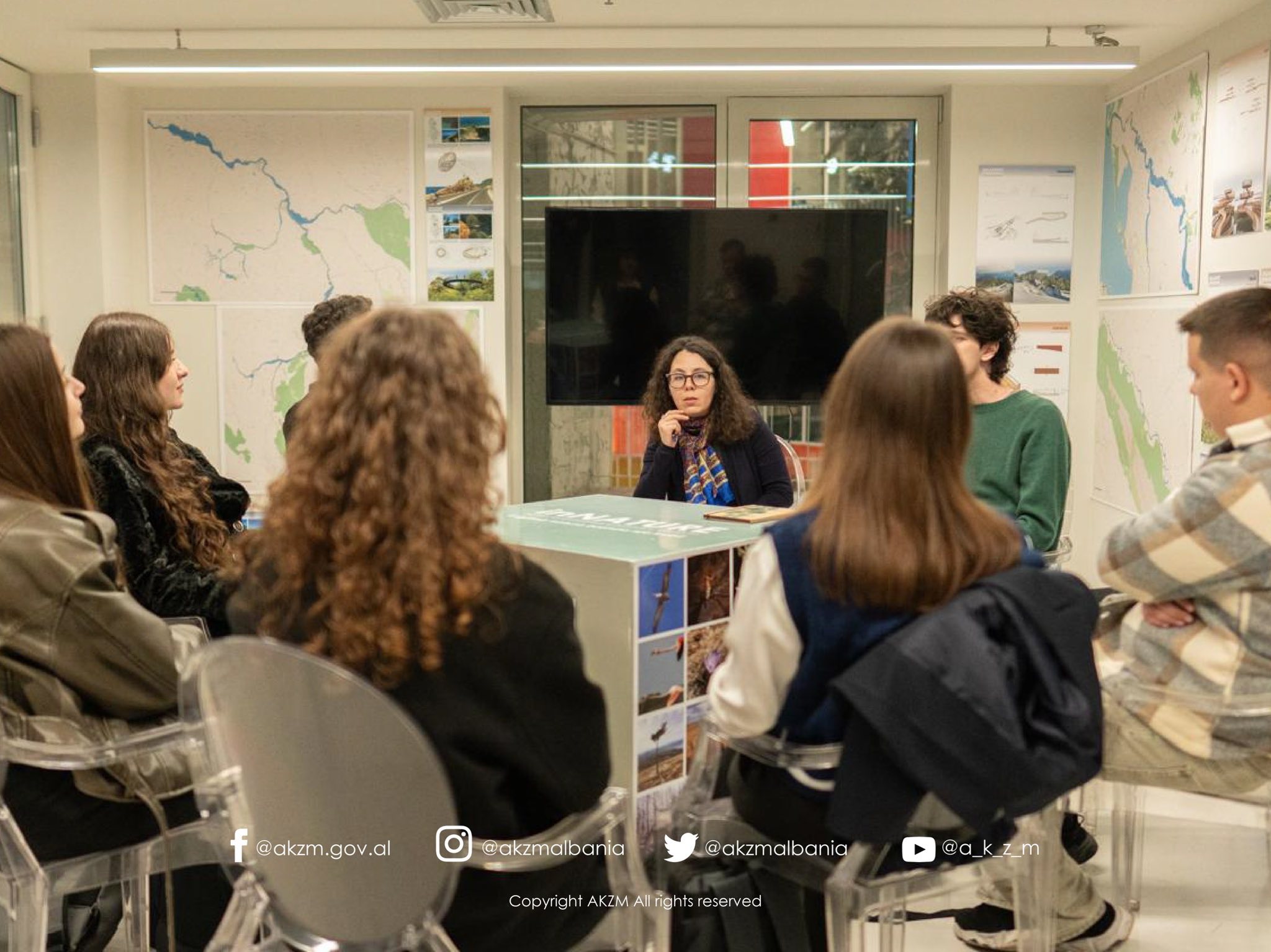 Takim informues mbi Konkursin Kombëtar “Kullat e Vrojtimit – Inteligjenca Natyrale, Artificiale & Kolektive”