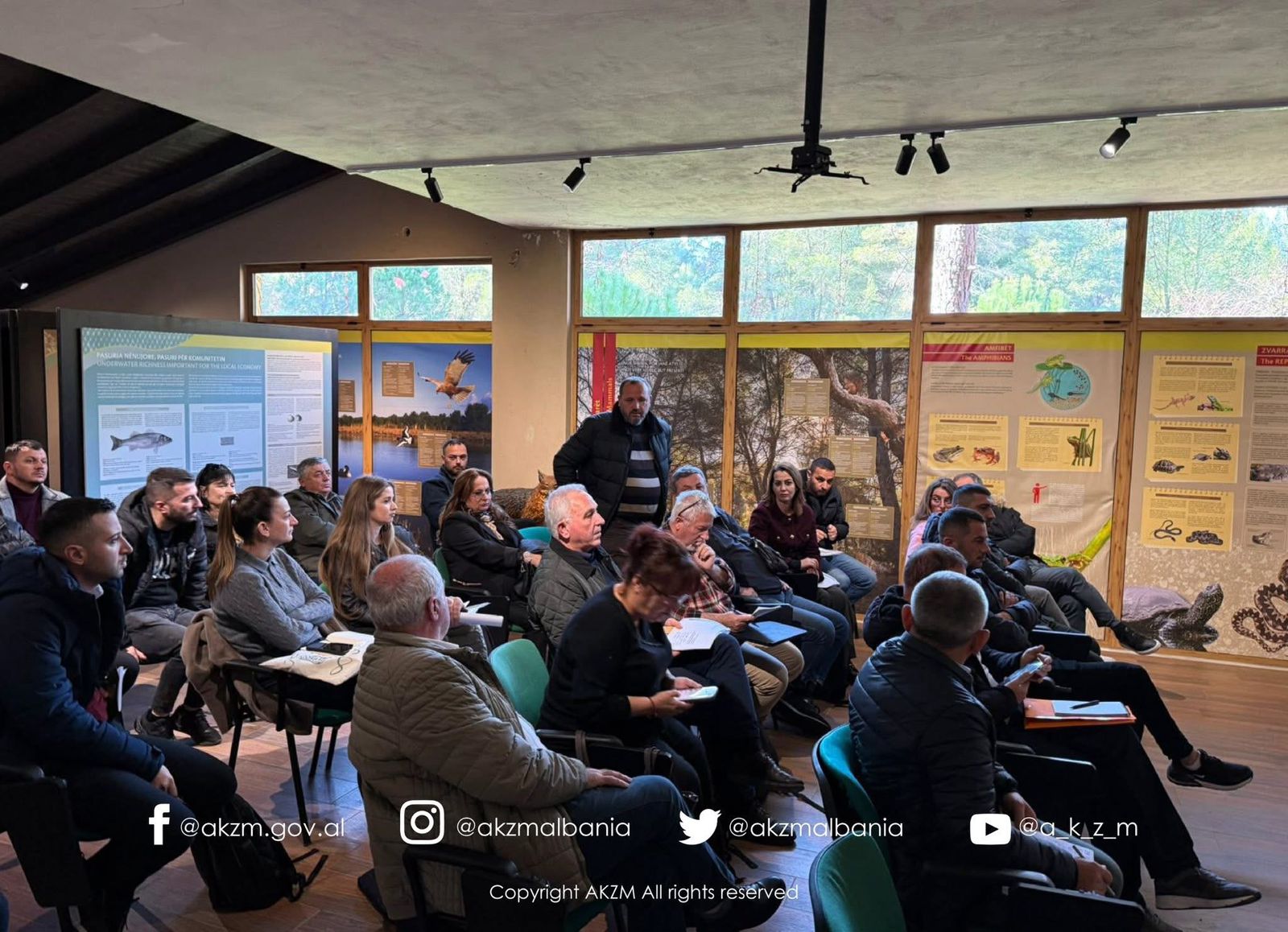 Mbahet Konsultimi Publik mbi Parkun Kombëtar “Divjakë-Karavasta”