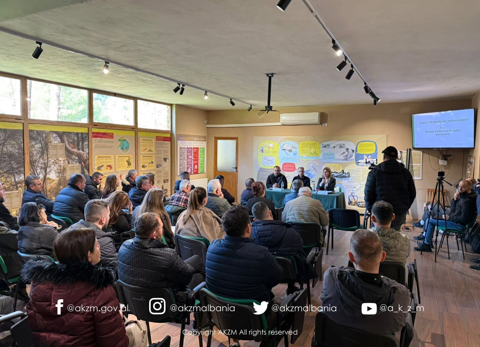 Mbahet Konsultimi Publik mbi Parkun Kombëtar “Divjakë-Karavasta”