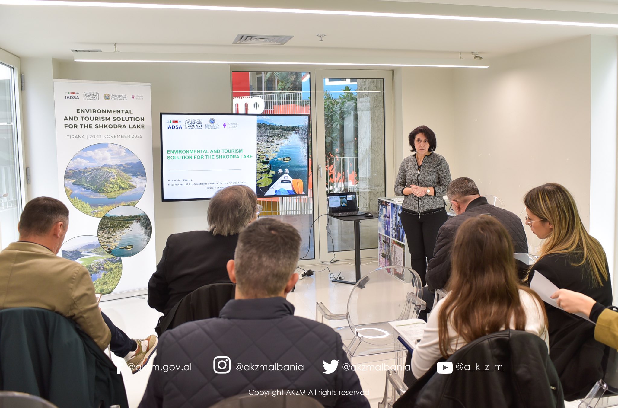 Mbahet në Tiranë workshopi mbi projektin “Zgjidhje Mjedisore dhe Turistike për Liqenin e Shkodrës”